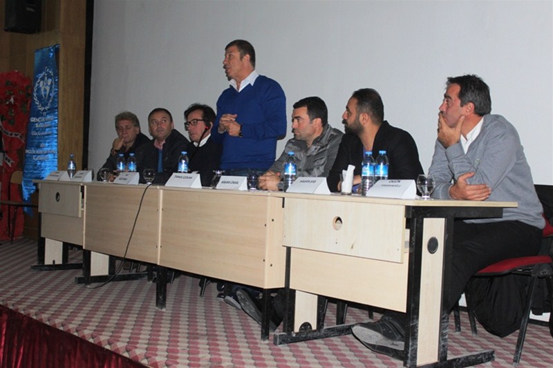 FUTBOLUN USTALARI DOĞUBAYAZIT'TA