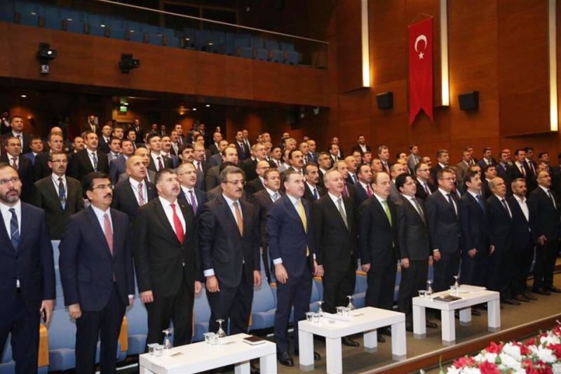 Gençlik Hizmetleri ve Spor İl Müdürümüz Aziz Sinan Alp, Ankara’da düzenlenen İl Müdürleri değerlendirme toplantısına katıldı.
