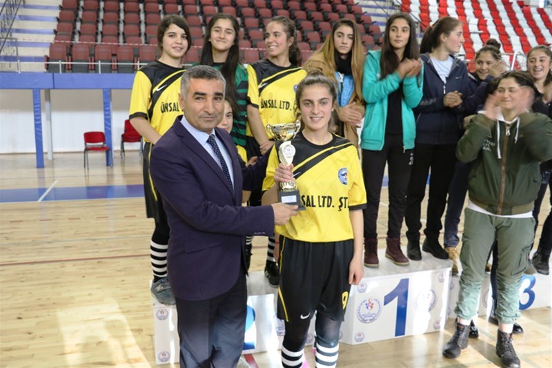 Gençler Futsal İl Birinciliği Müsabakaları Sona Erdi