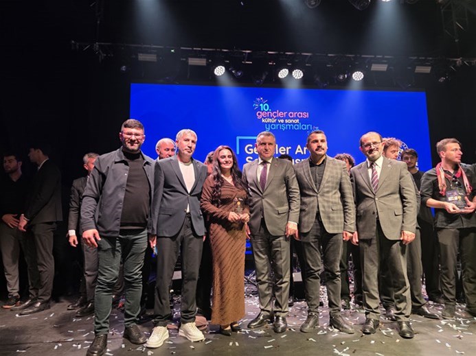 Lavin Türfent'ten Ağrı'ya Büyük Gurur: Türkiye Ses Yarışması Birincisi oldu!