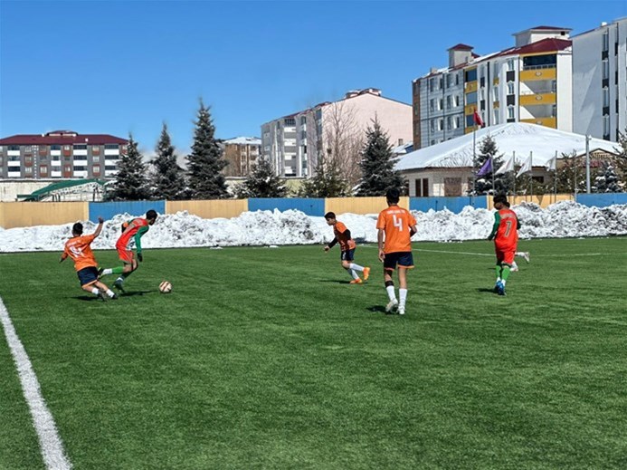 Ağrı’da Futbol Heyecanı 