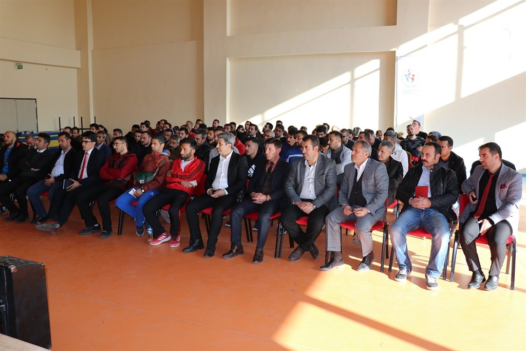 Ağrı’da Okul Sporları Bilgilendirme Toplantısı Yapıldı