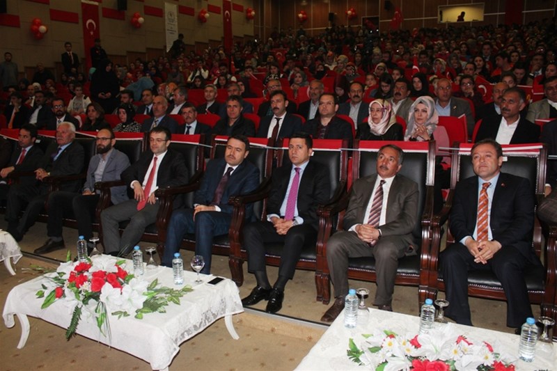 “İÇİMİZDEKİ KAHRAMANLAR” PROGRAMI AĞRI’DA GERÇEKLEŞTİRİLDİ